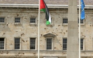 Ирландия официально признает Палестину как государство, вызывая гнев Израиля